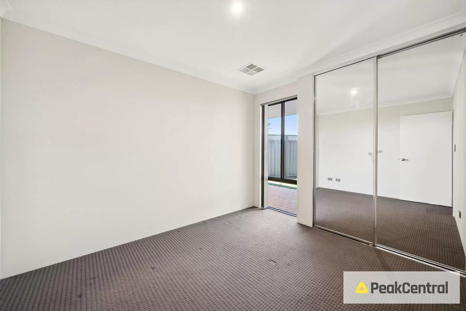 29 Honeywood Avenue, Wandi Leased by Peak Central Property Group - image 7