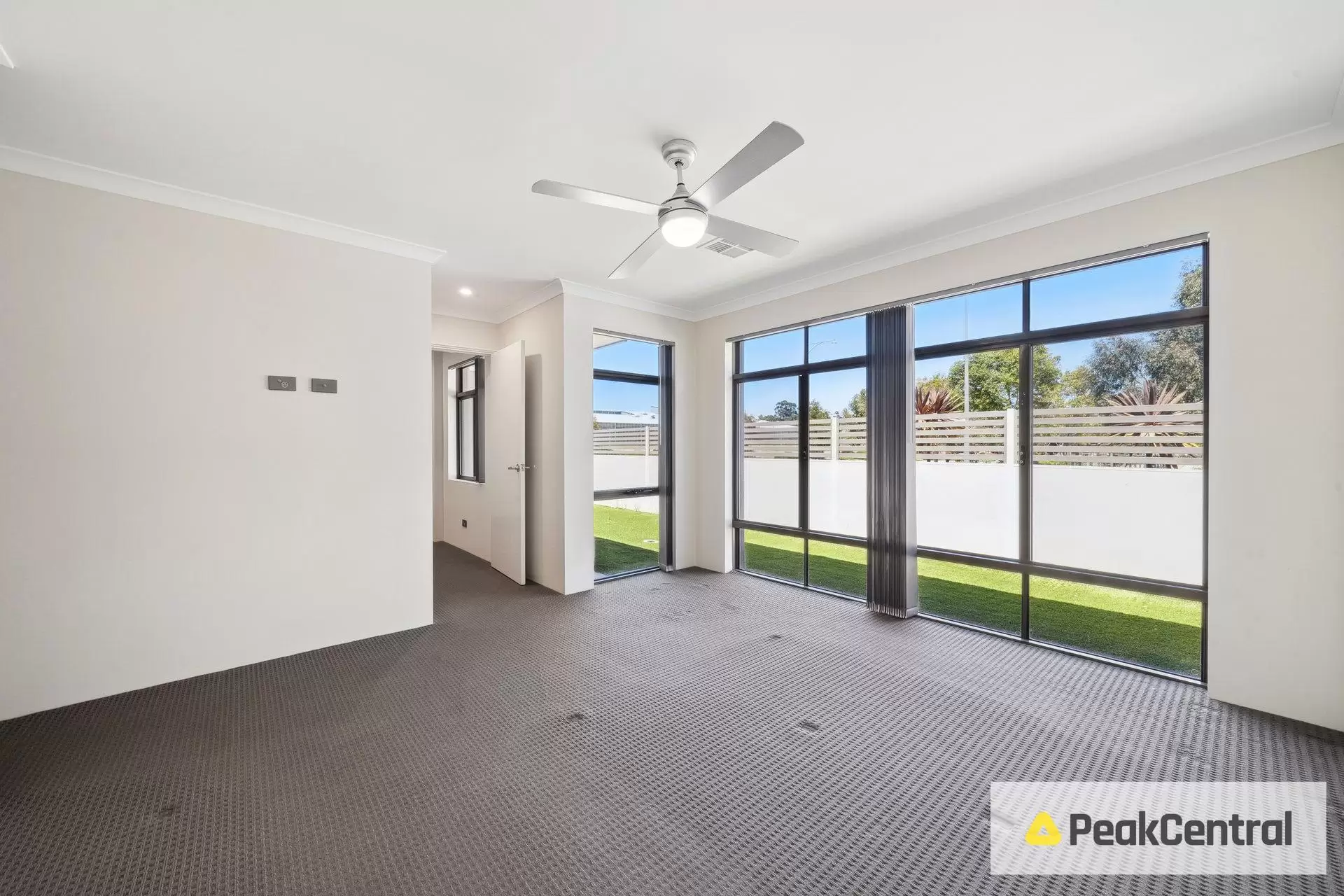 29 Honeywood Avenue, Wandi Leased by Peak Central Property Group - image 2