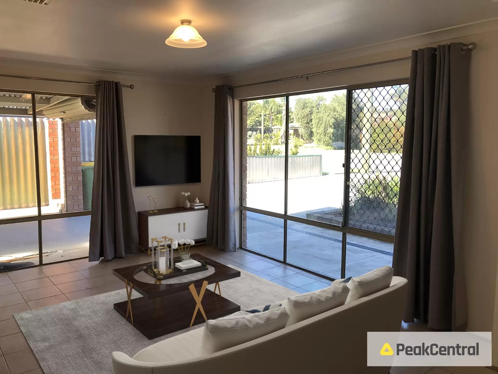 26 Acacia Way, Yangebup Sold by Peak Central Property Group - image 1