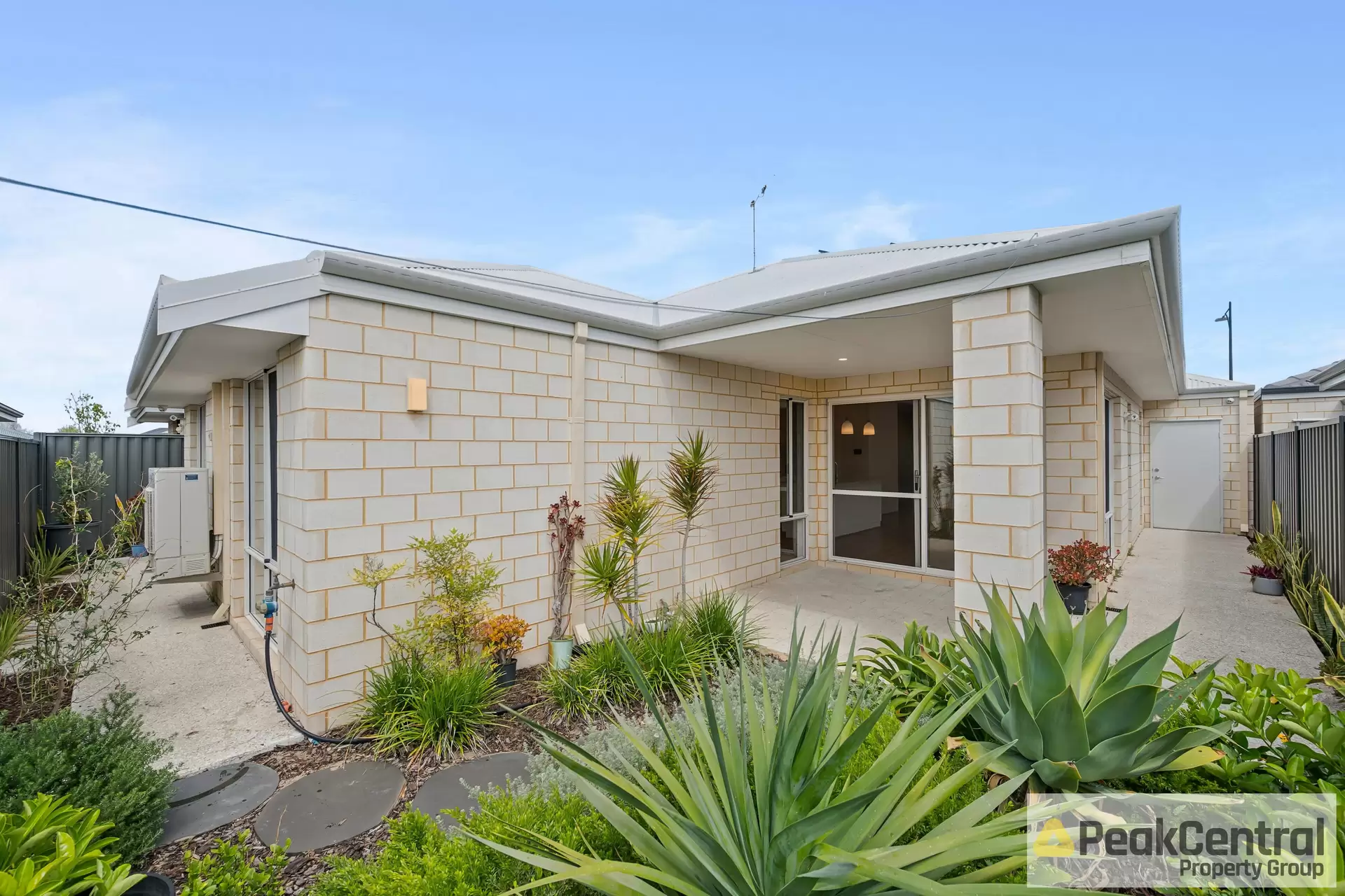 22 Lapis Road, Treeby Leased by Peak Central Property Group - image 1