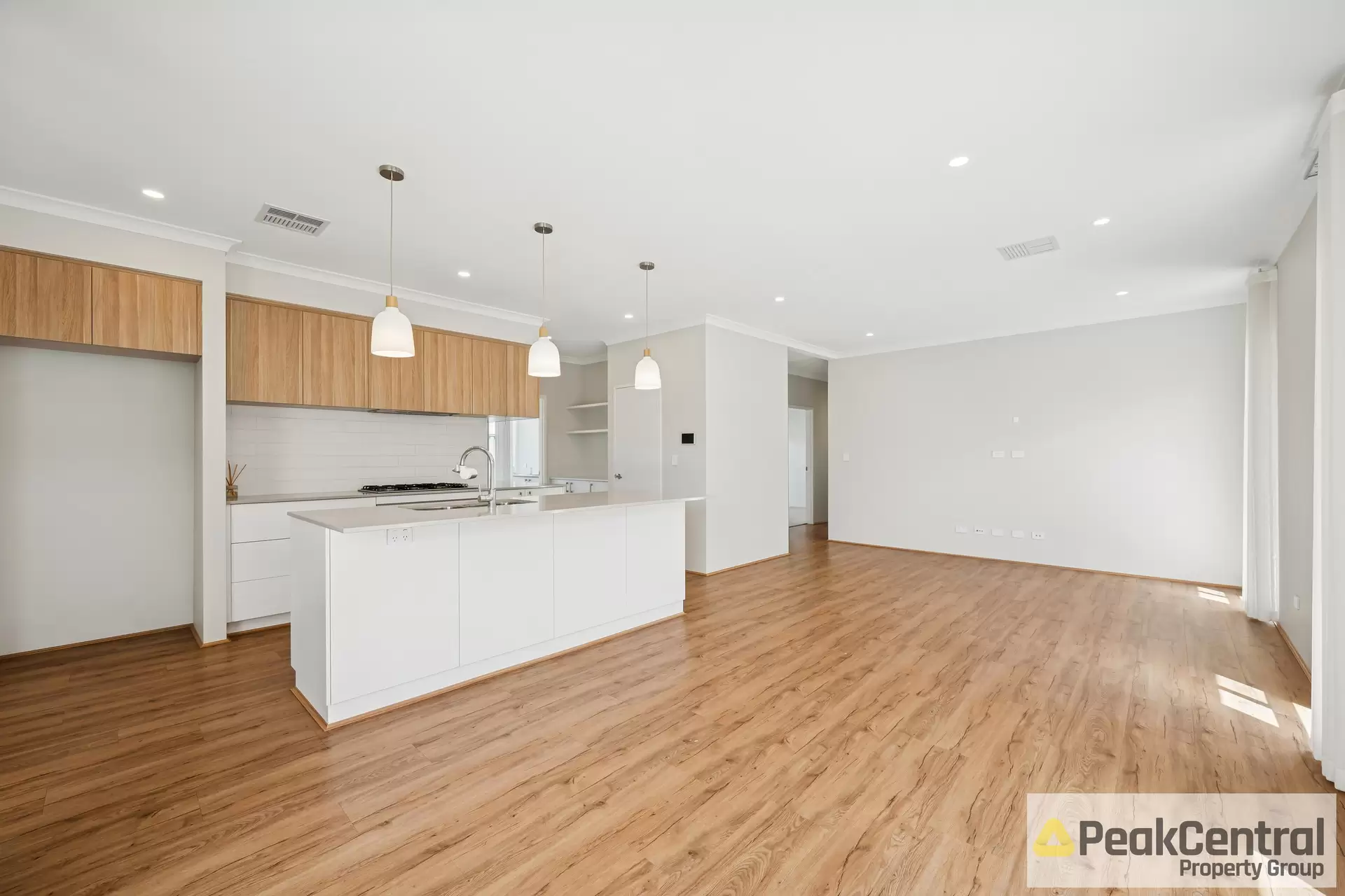 22 Lapis Road, Treeby Leased by Peak Central Property Group - image 1