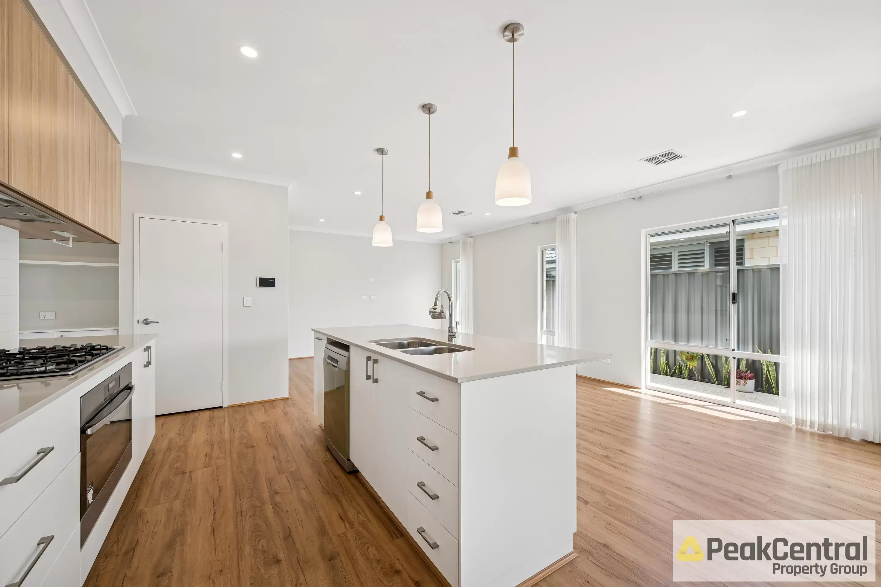 22 Lapis Road, Treeby Leased by Peak Central Property Group - image 9