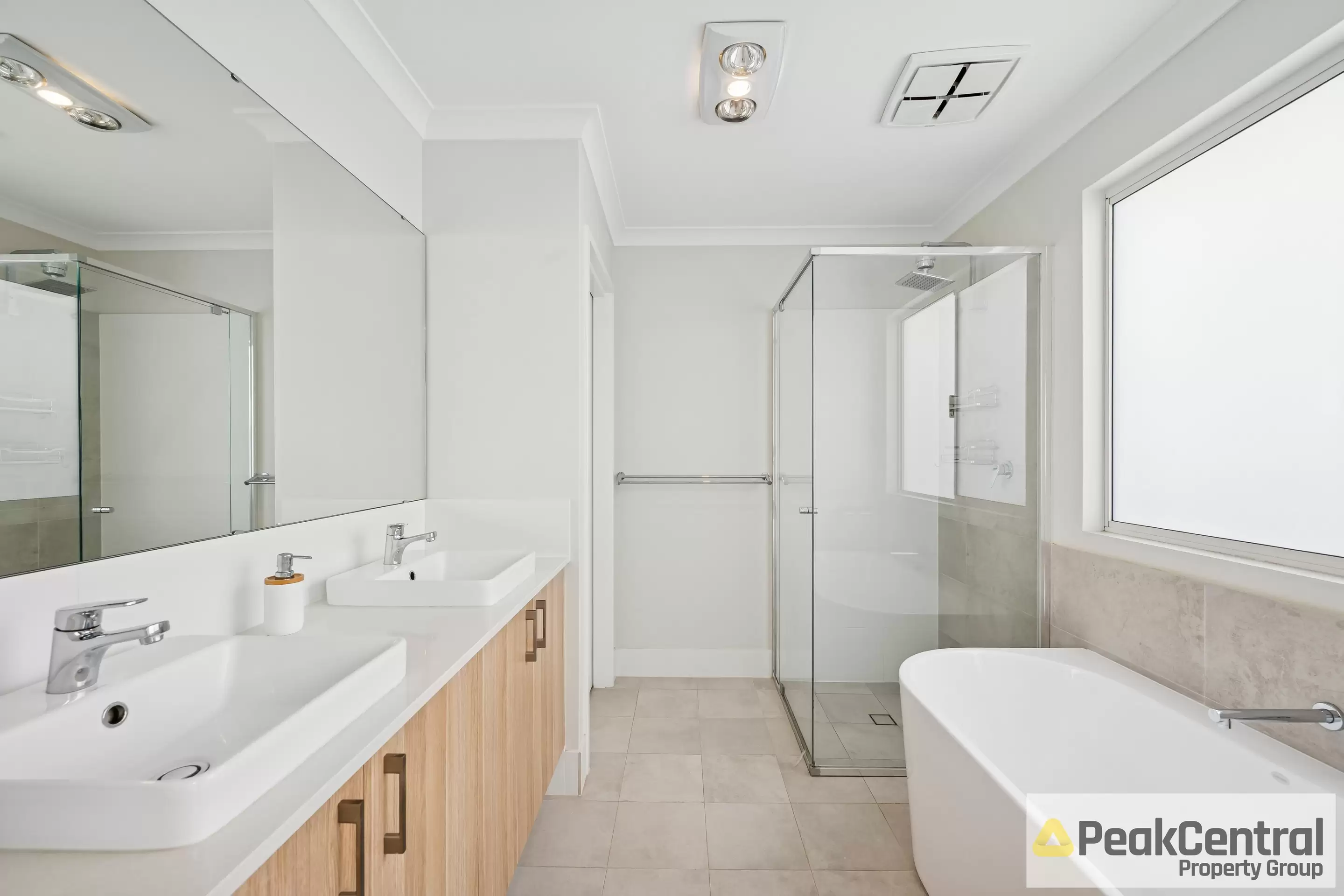 22 Lapis Road, Treeby Leased by Peak Central Property Group - image 4