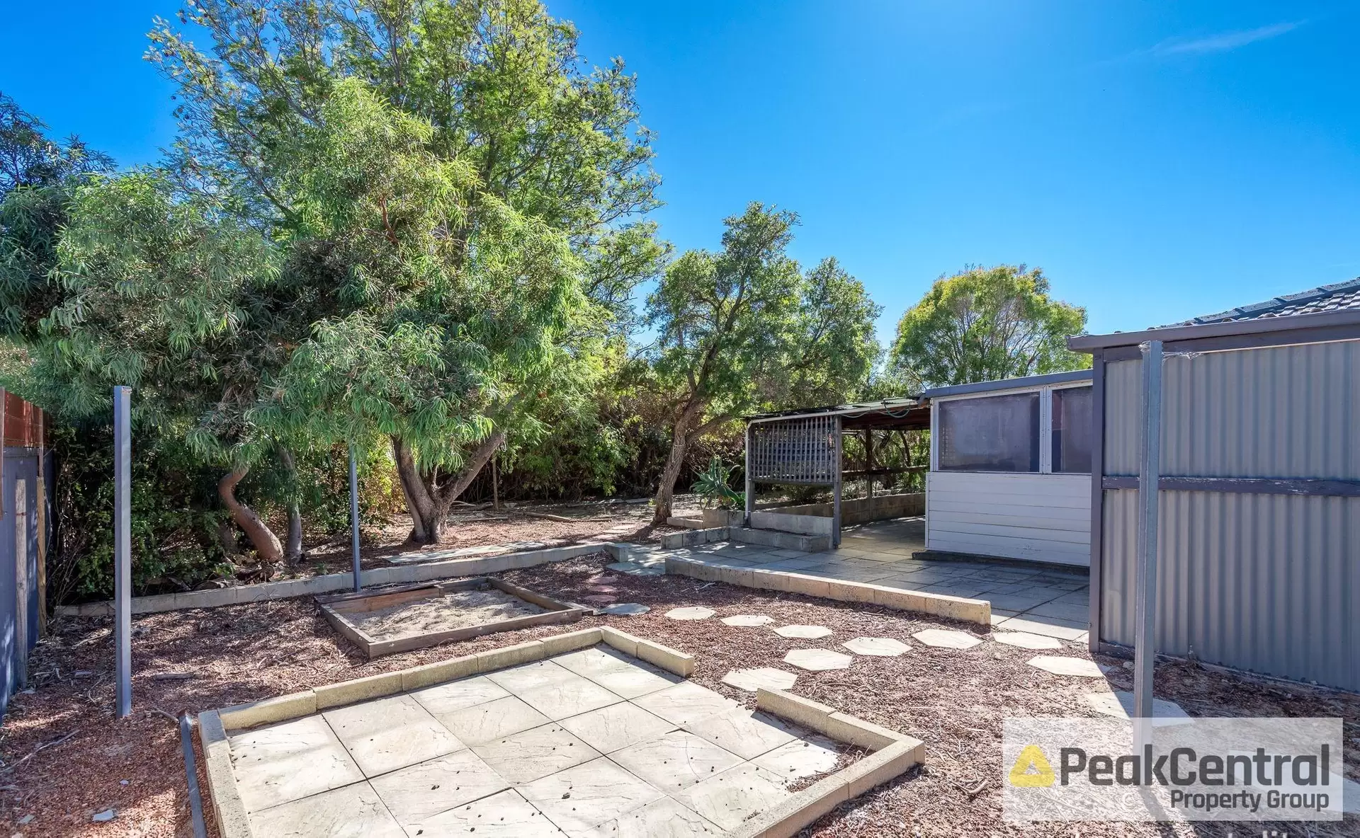 2 Redtingle Road, Camillo Leased by Peak Central Property Group - image 1