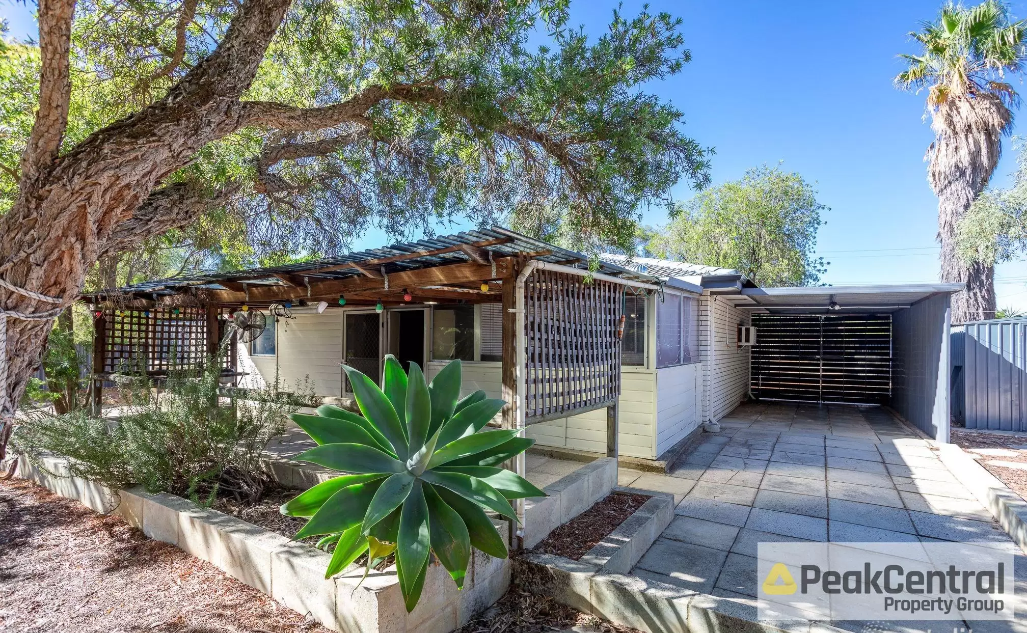 2 Redtingle Road, Camillo Leased by Peak Central Property Group - image 15