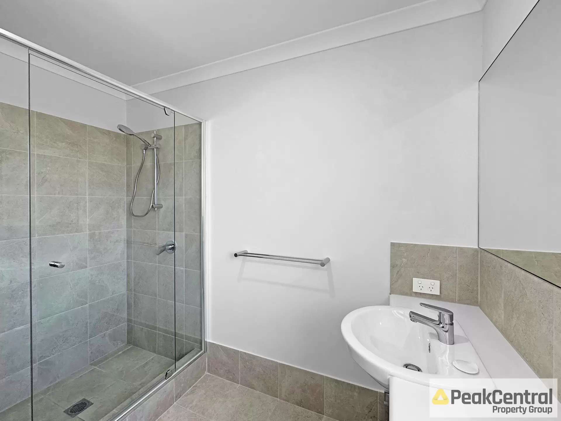 12 Stilton Way, Byford For Lease by Peak Central Property Group - image 1