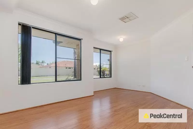 18 Pesaro Green, Secret Harbour Leased by Peak Central Property Group - image 7