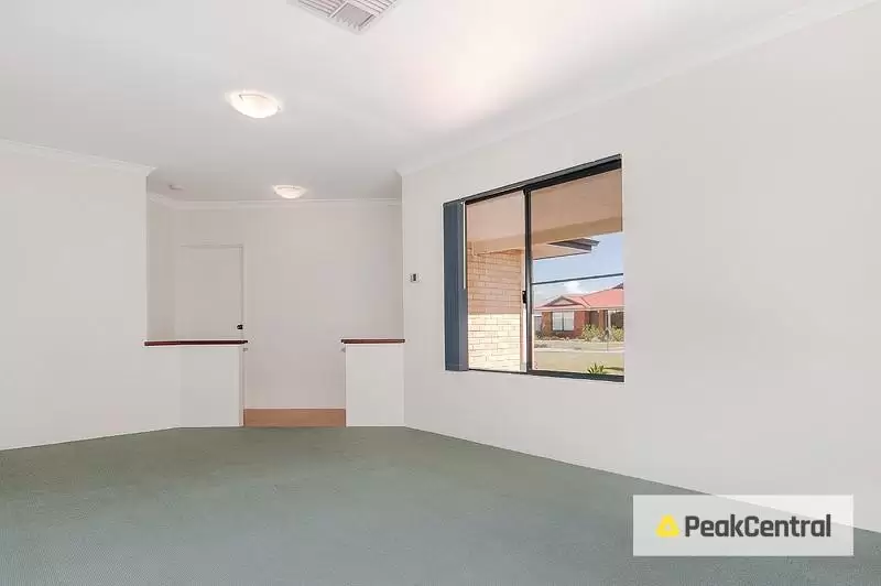18 Pesaro Green, Secret Harbour Leased by Peak Central Property Group - image 6