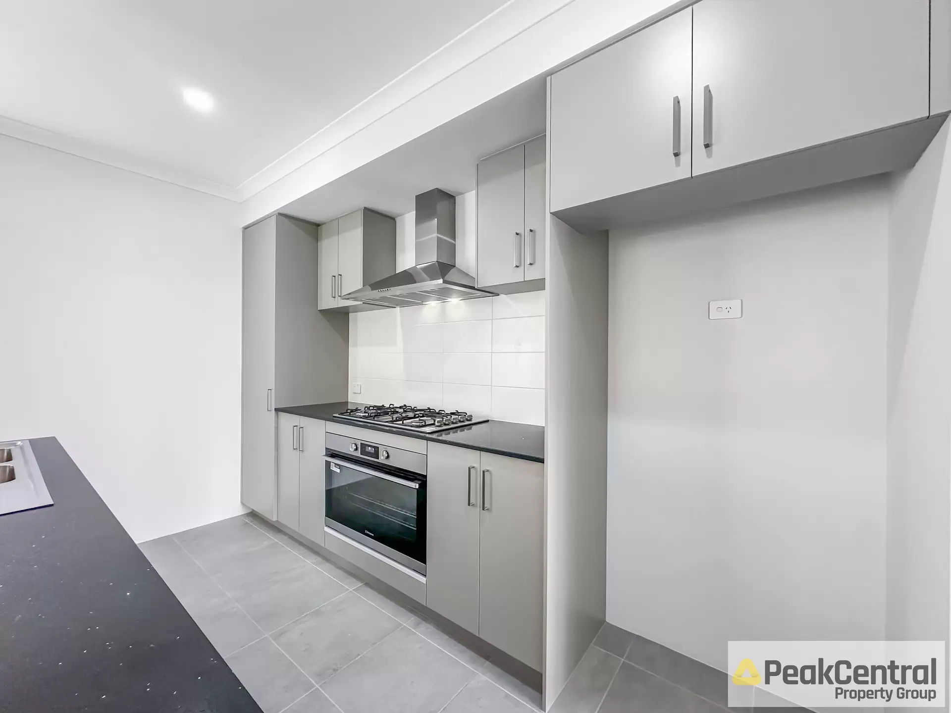 33 Navajo Road, Karnup For Lease by Peak Central Property Group - image 1