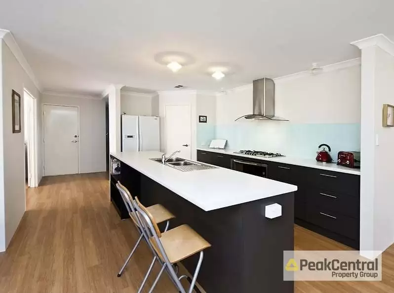 12 Carbine Corner, Baldivis For Lease by Peak Central Property Group - image 4