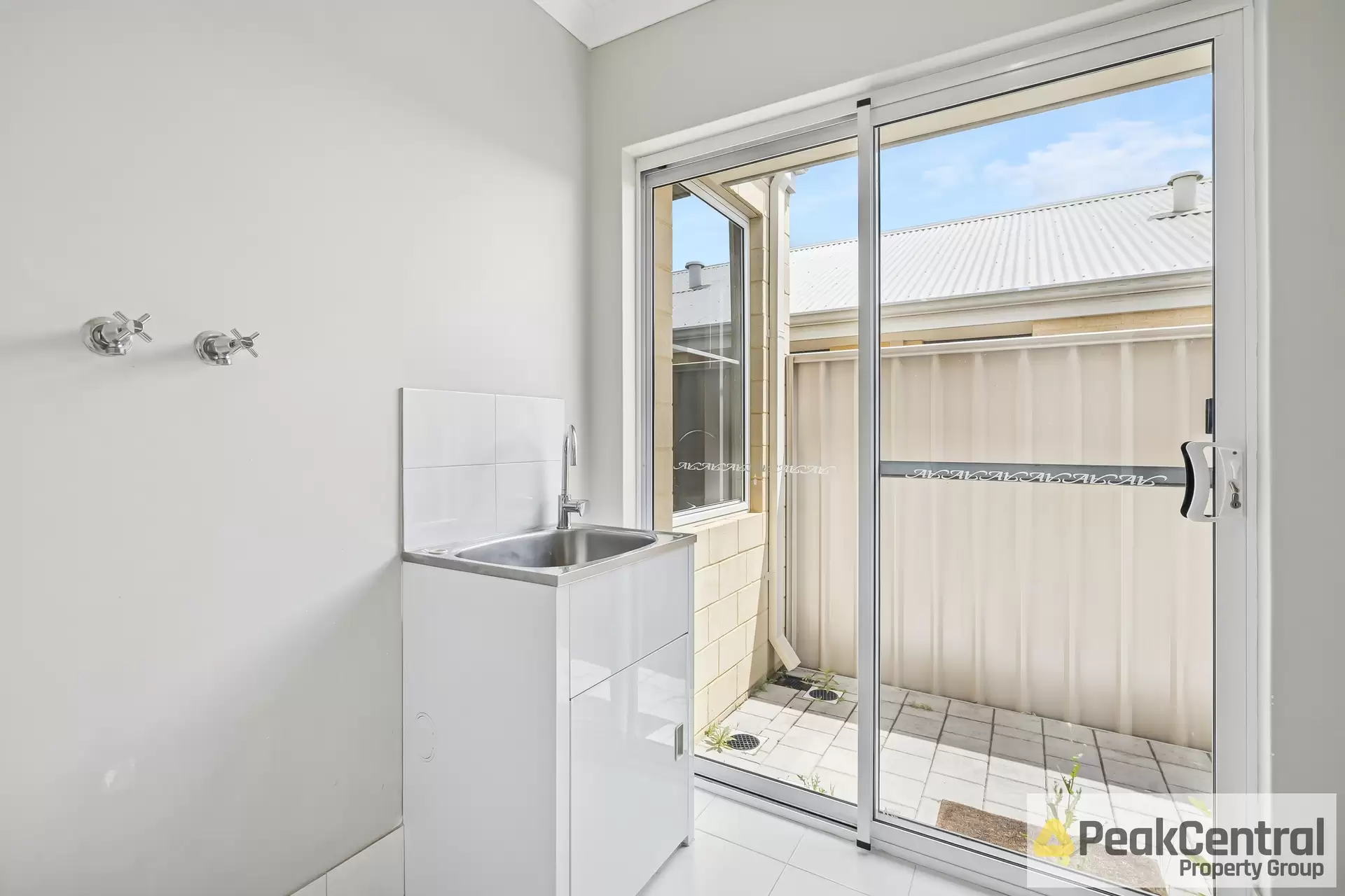 4 Exbury Lane, Success For Sale by Peak Central Property Group - image 1