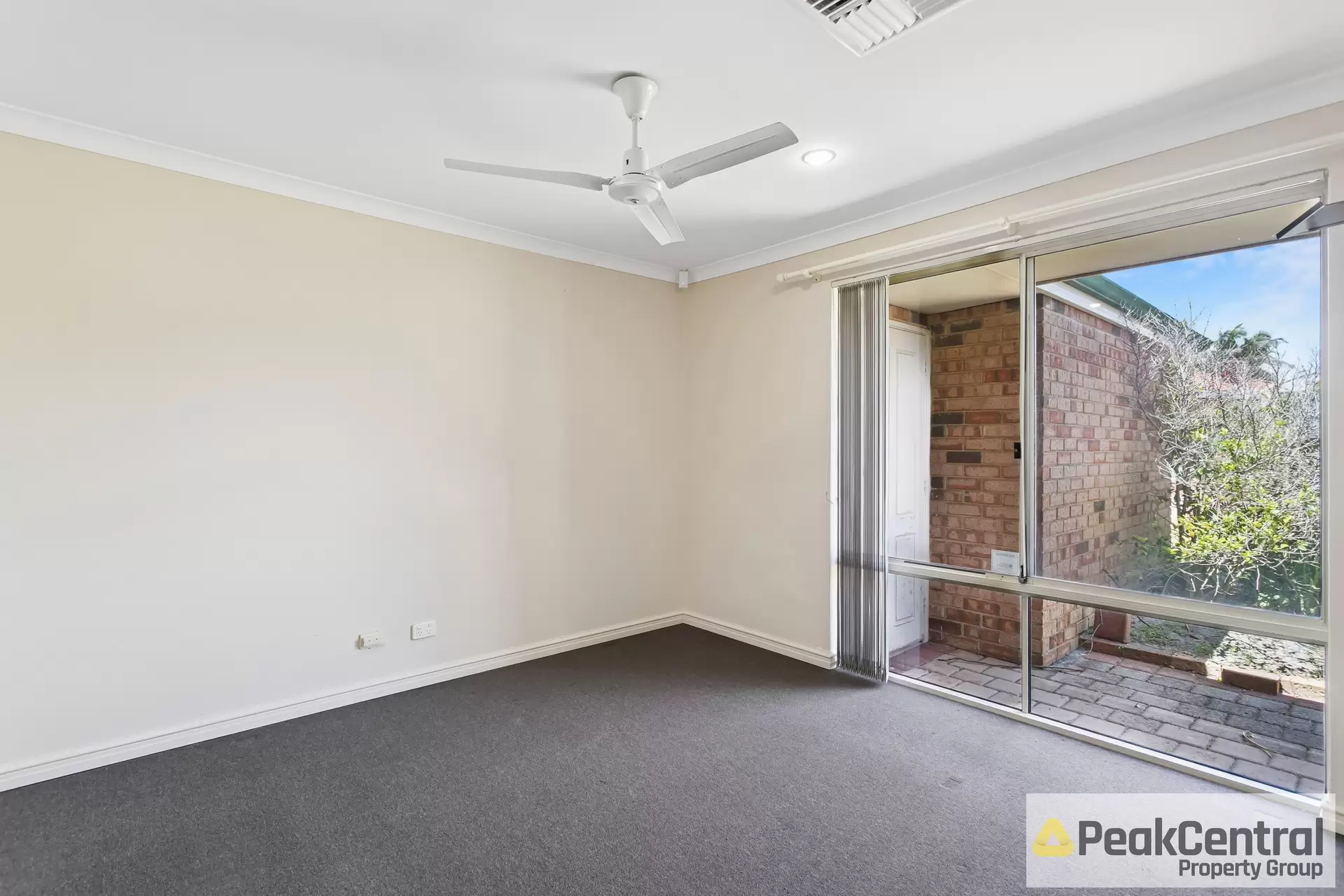 17 Derwent Crescent, Success For Sale by Peak Central Property Group - image 1