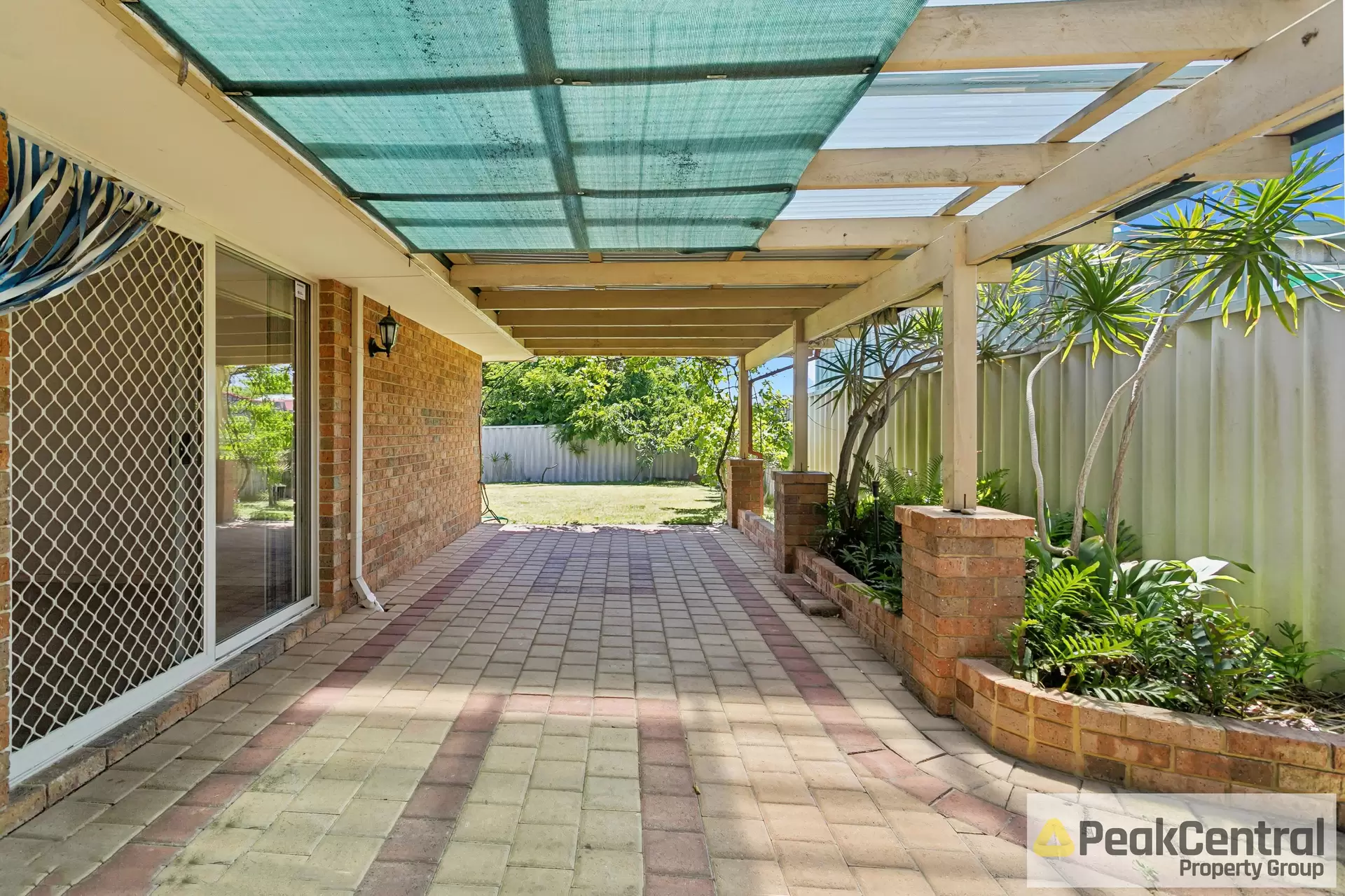 17 Derwent Crescent, Success For Sale by Peak Central Property Group - image 1