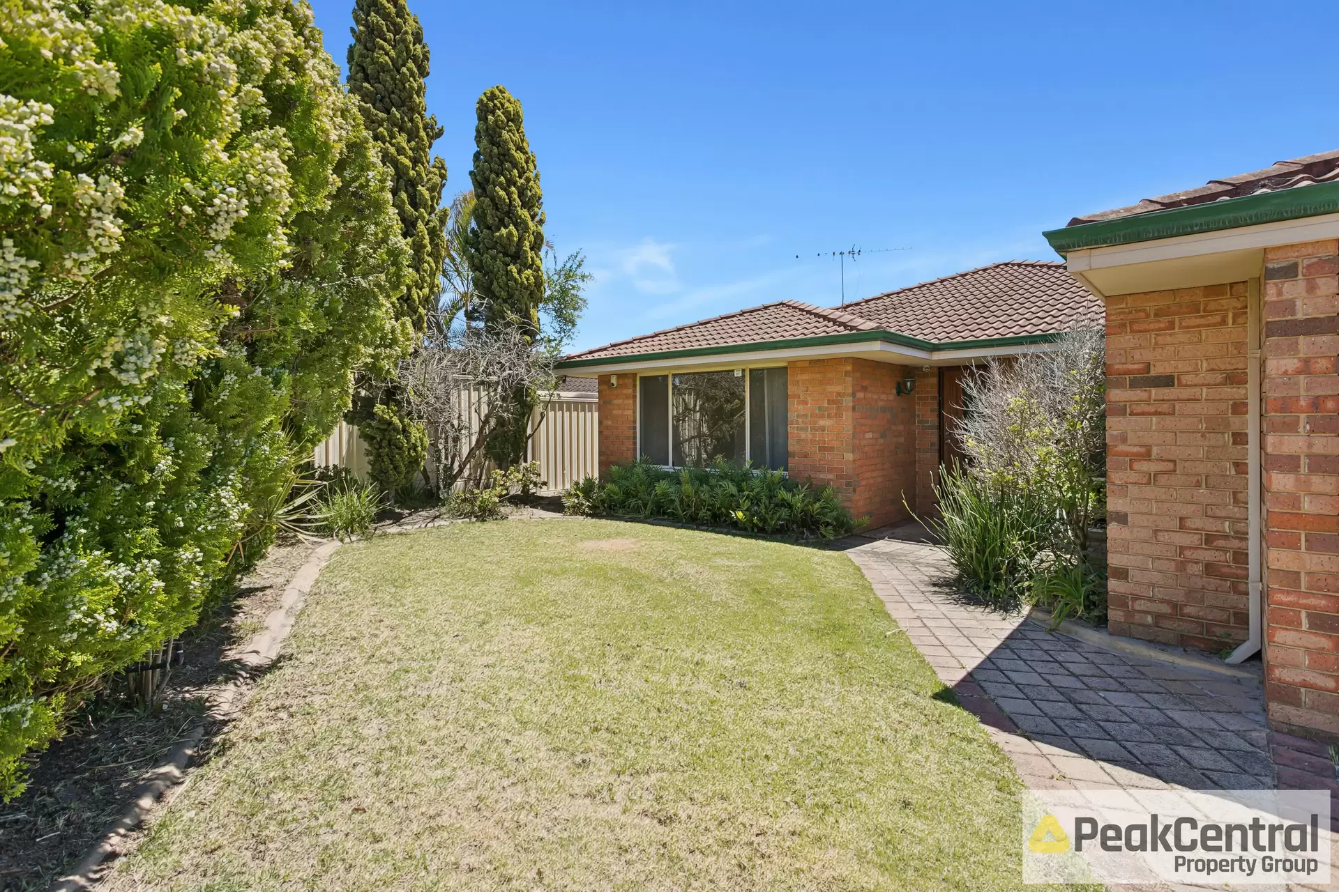 17 Derwent Crescent, Success For Sale by Peak Central Property Group - image 1