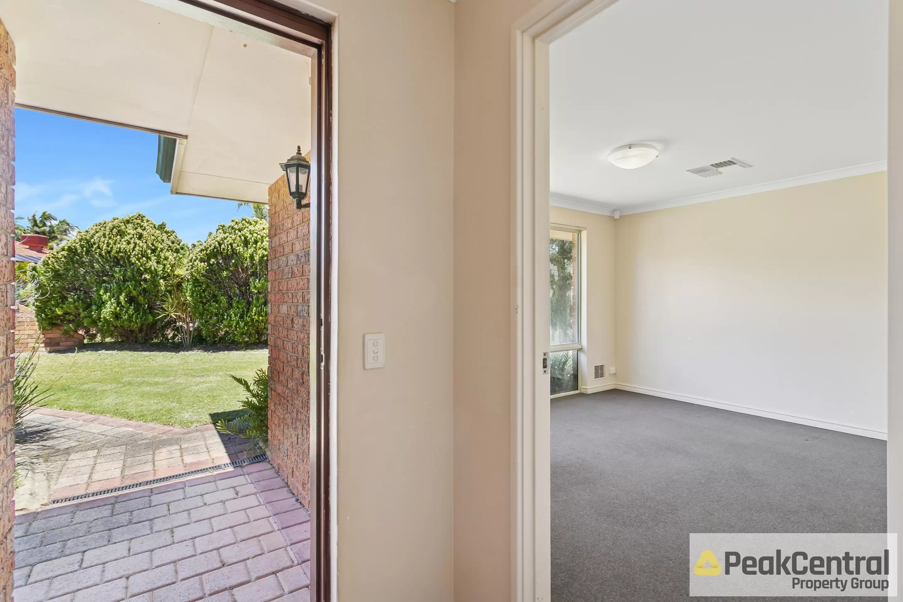 17 Derwent Crescent, Success For Sale by Peak Central Property Group - image 4