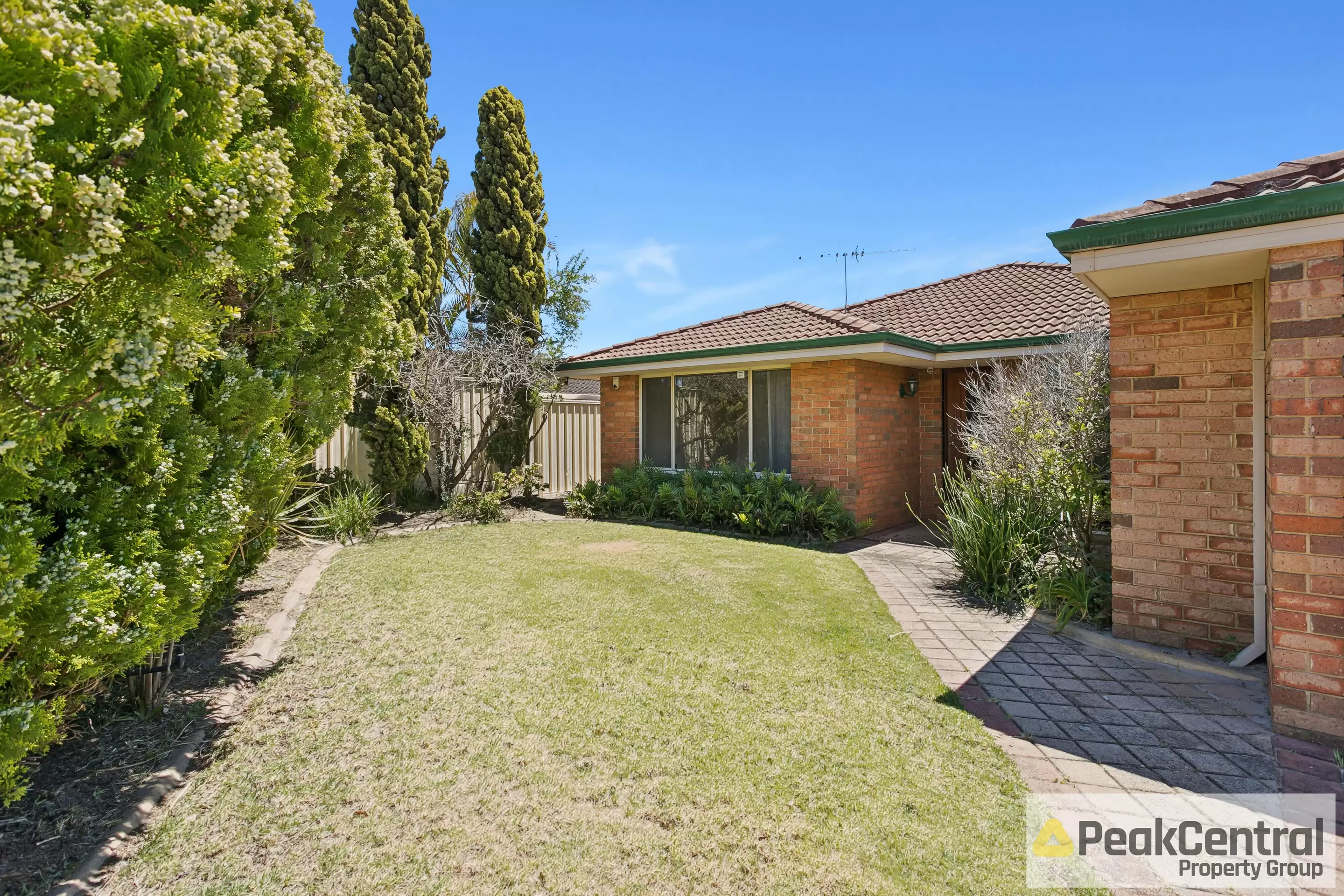 17 Derwent Crescent, Success For Sale by Peak Central Property Group - image 3