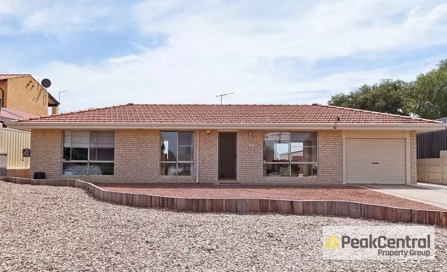 27 Yanrey St, Golden Bay For Lease by Peak Central Property Group