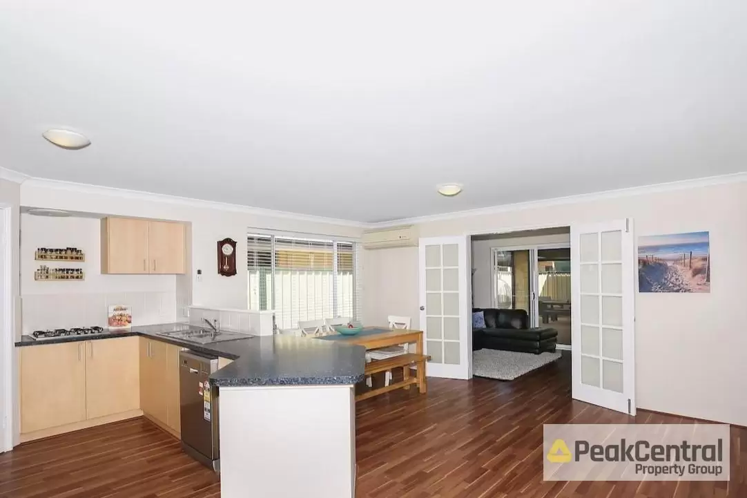 4 Seashells Crescent, Singleton Leased by Peak Central Property Group - image 3