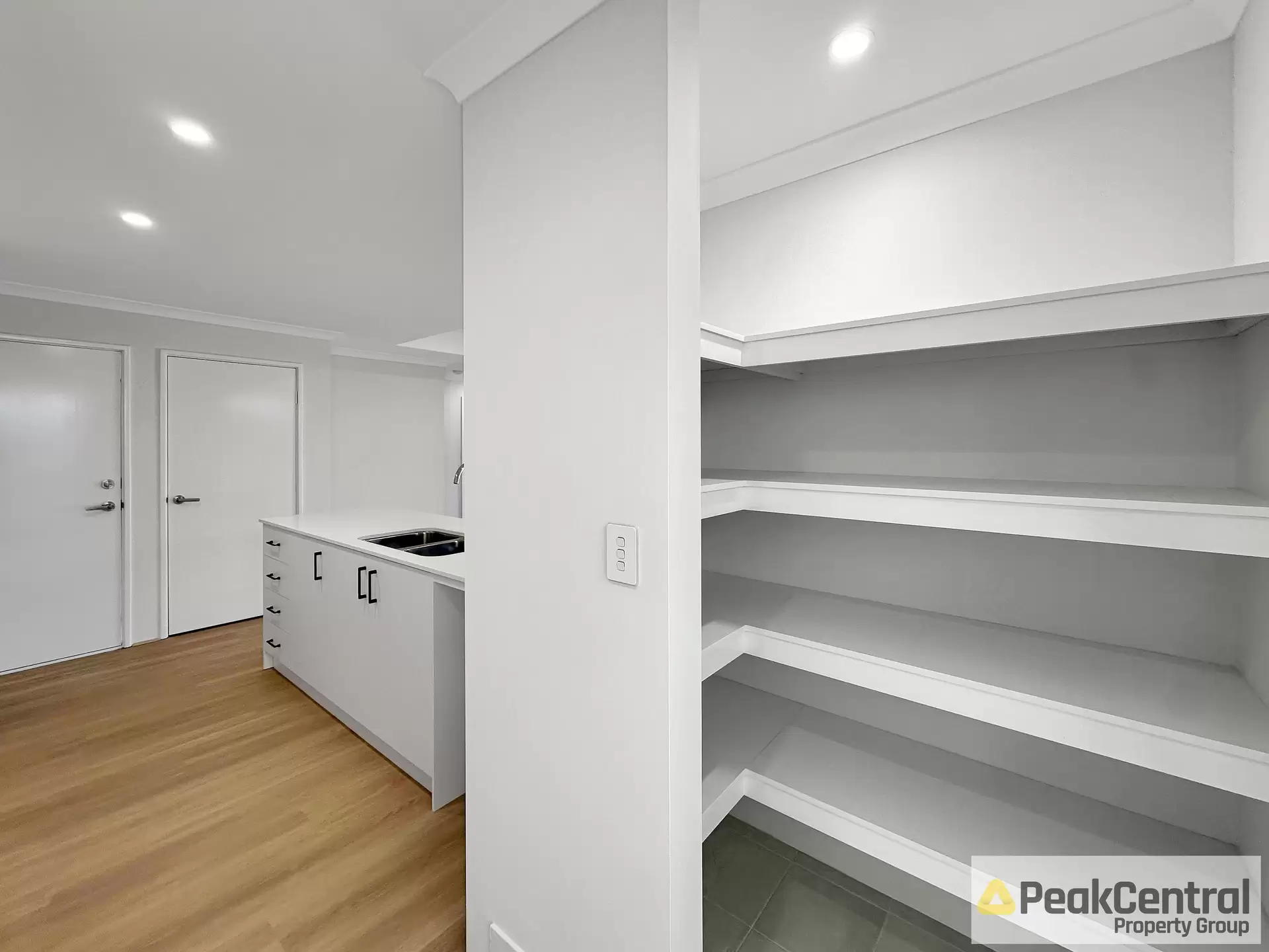 24 Orchardleigh Boulevard, Lakelands Leased by Peak Central Property Group - image 1