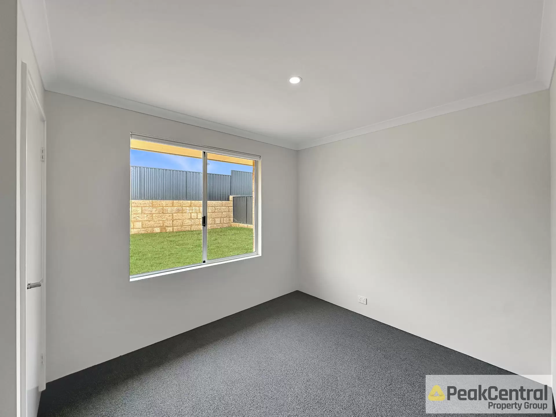 24 Orchardleigh Boulevard, Lakelands Leased by Peak Central Property Group - image 1