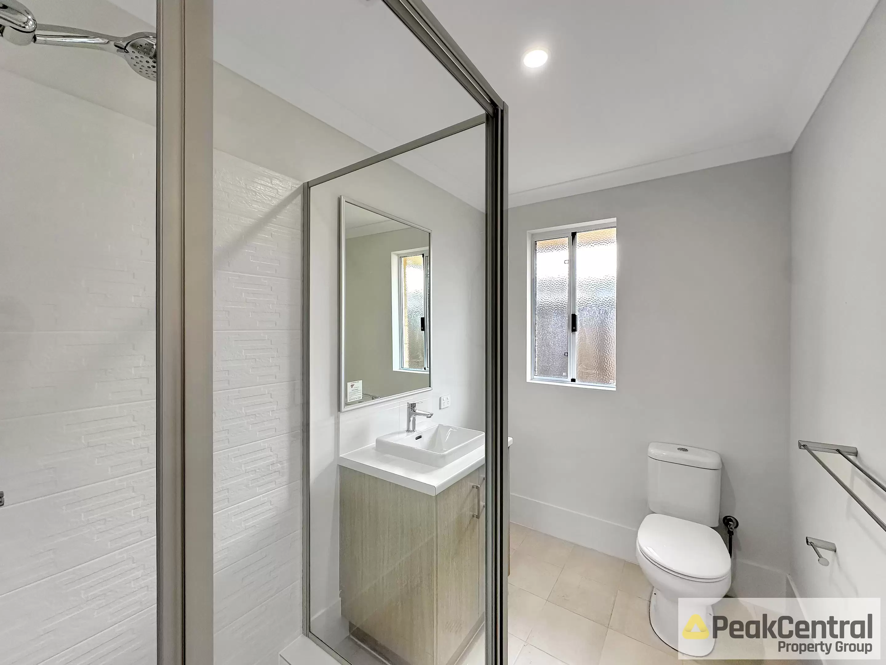 24 Orchardleigh Boulevard, Lakelands Leased by Peak Central Property Group - image 10