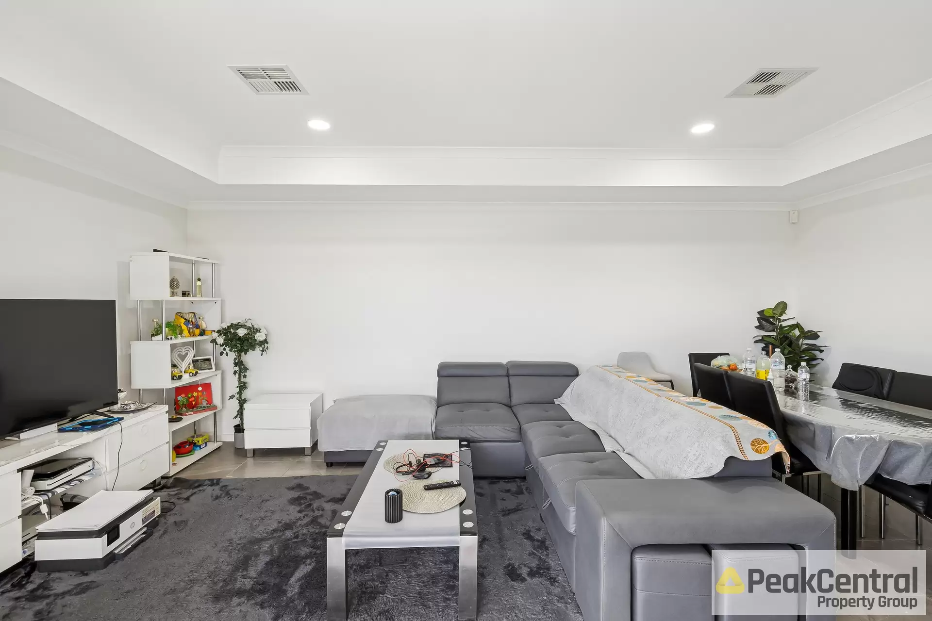 1 Paradoxa Road, Hammond Park For Sale by Peak Central Property Group - image 1