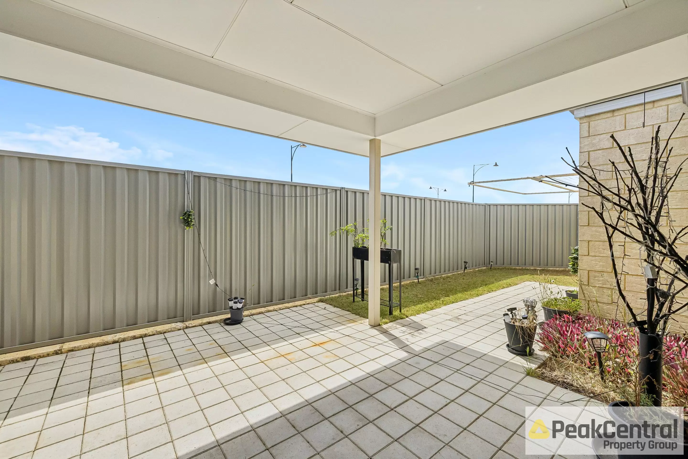 1 Paradoxa Road, Hammond Park For Sale by Peak Central Property Group - image 18