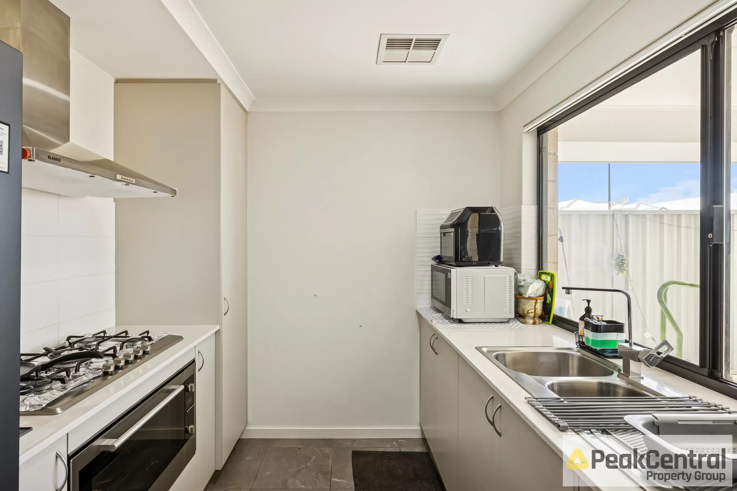 1 Paradoxa Road, Hammond Park For Sale by Peak Central Property Group - image 2