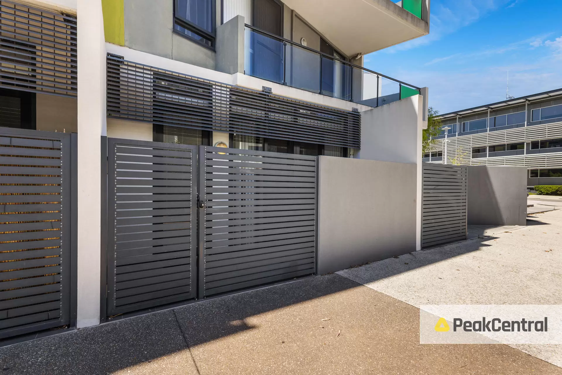 8/10 Linkage Avenue, Cockburn Central Sold by Peak Central Property Group - image 2