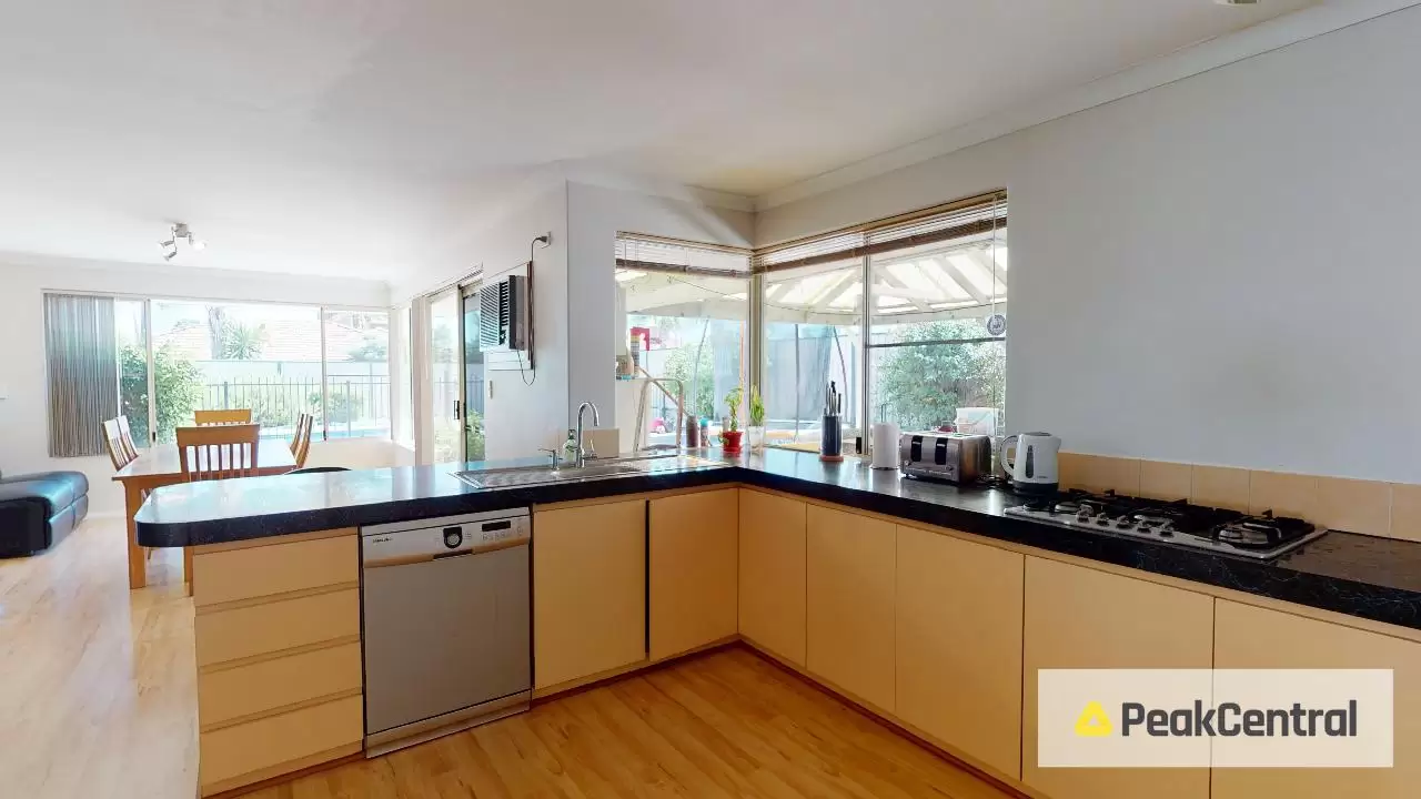 16 Ballard Mews, Success For Lease by Peak Central Property Group - image 9