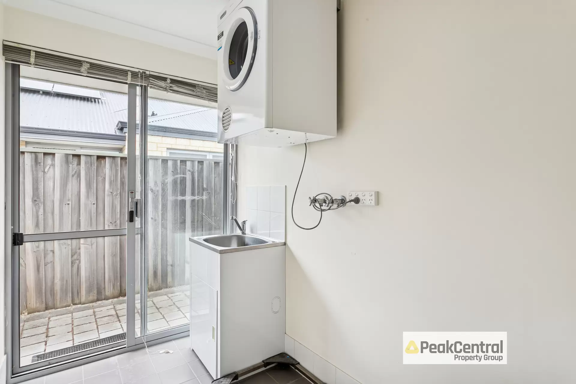 41 Aventurine Parade, Wellard For Sale by Peak Central Property Group - image 1