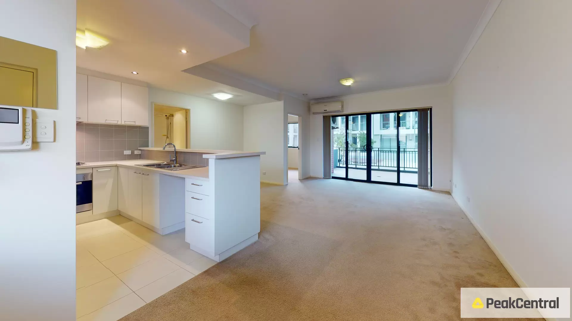 6/2 Stockton Bend, Cockburn Central Sold by Peak Central Property Group - image 1