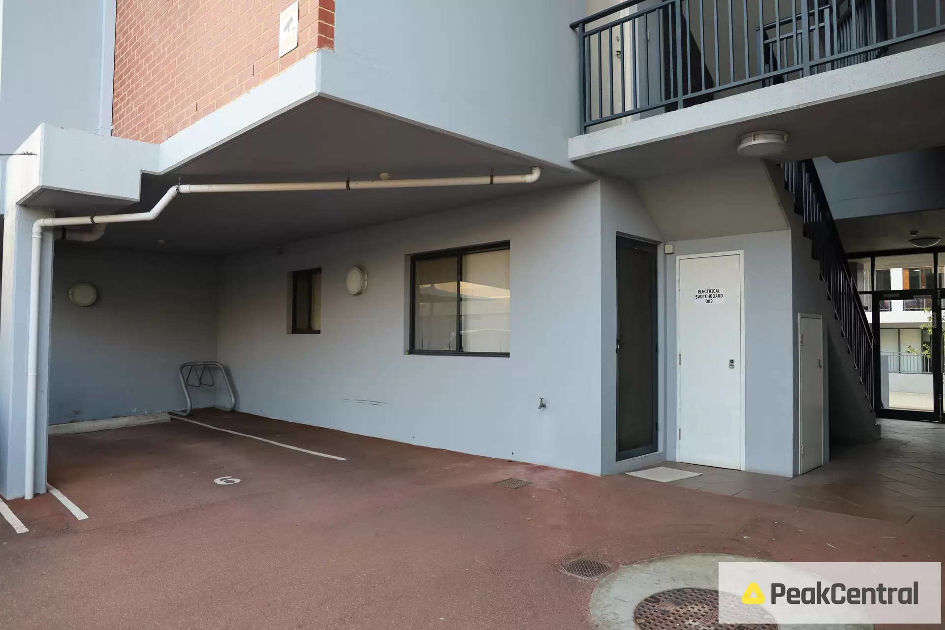 6/2 Stockton Bend, Cockburn Central Sold by Peak Central Property Group - image 1