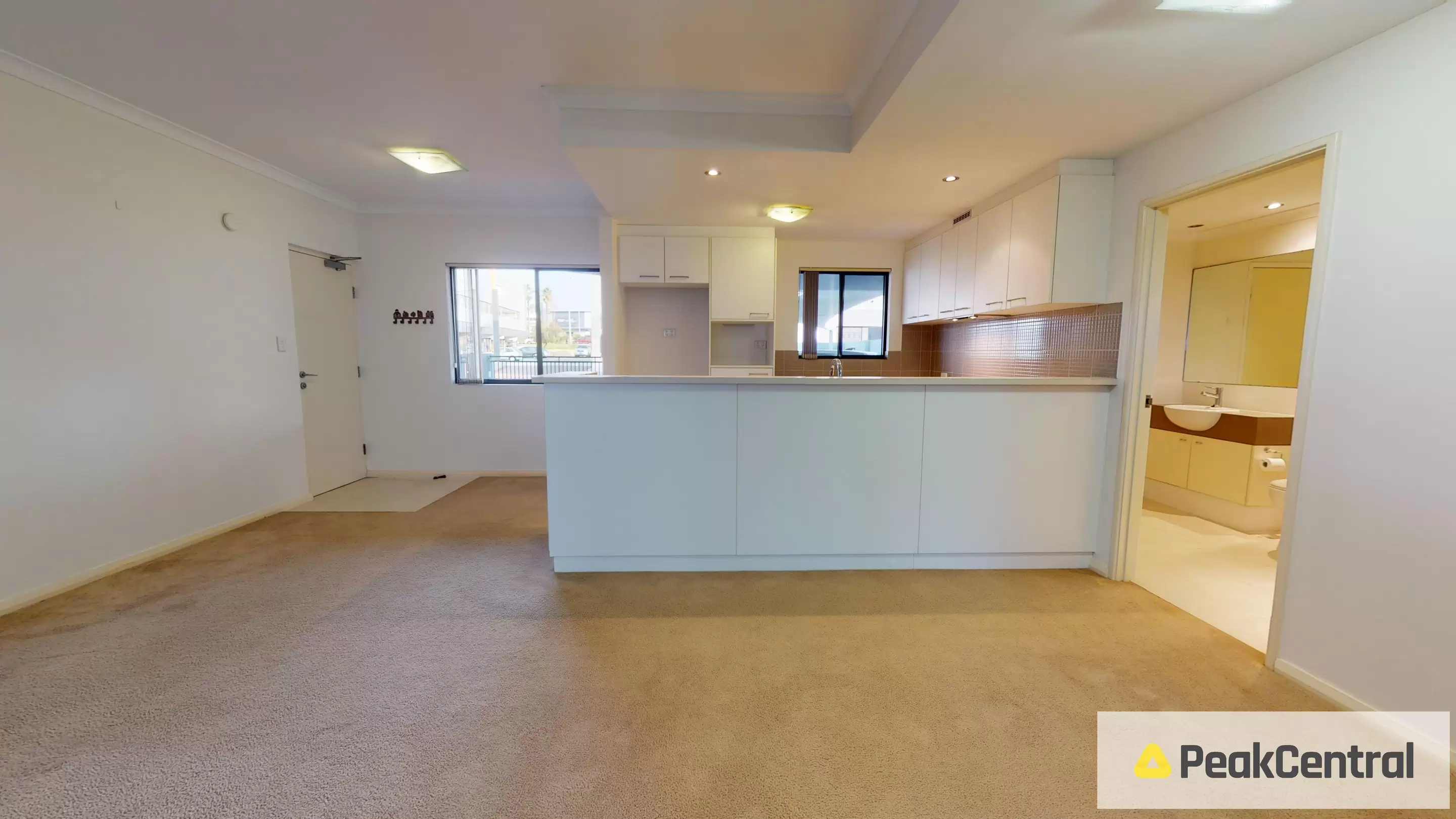 6/2 Stockton Bend, Cockburn Central Sold by Peak Central Property Group - image 6