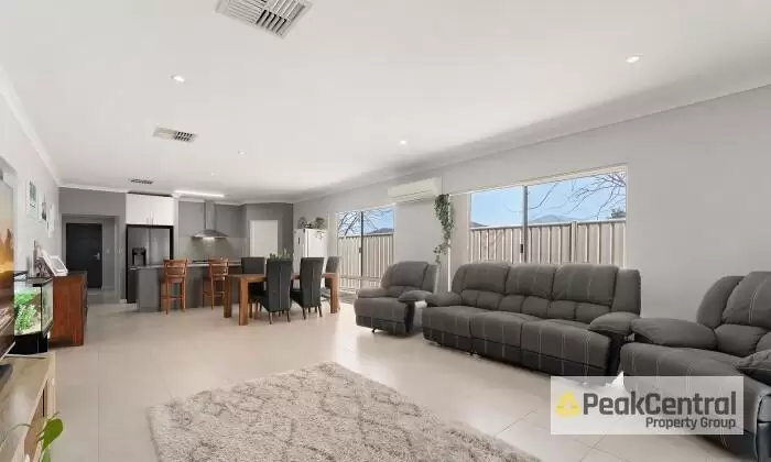 1 Payanna Grange, Lakelands For Lease by Peak Central Property Group - image 10