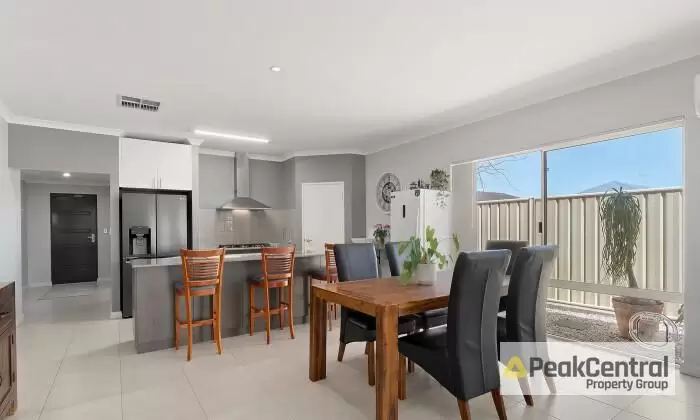 1 Payanna Grange, Lakelands For Lease by Peak Central Property Group - image 8