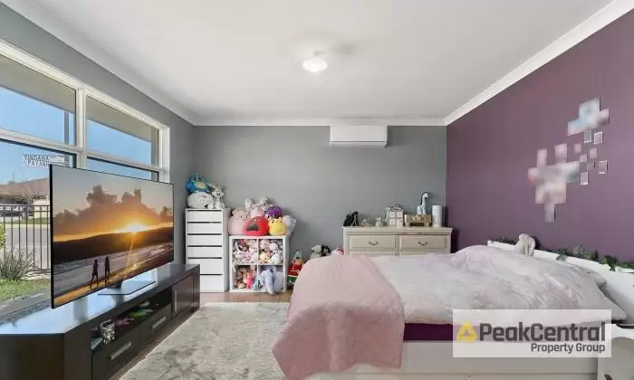 1 Payanna Grange, Lakelands For Lease by Peak Central Property Group - image 3