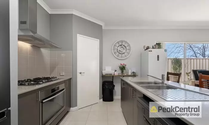 1 Payanna Grange, Lakelands For Lease by Peak Central Property Group - image 7