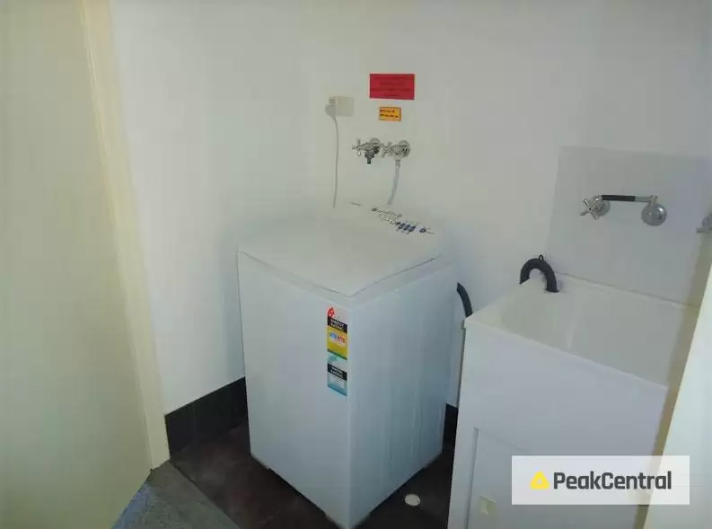 6/207 Hill View Terrace, Bentley Leased by Peak Central Property Group - image 10