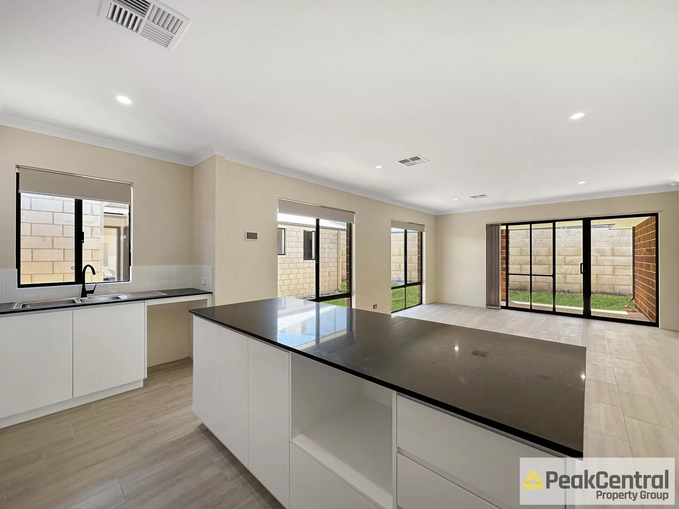 15 Kane Loop, Alkimos Leased by Peak Central Property Group - image 4