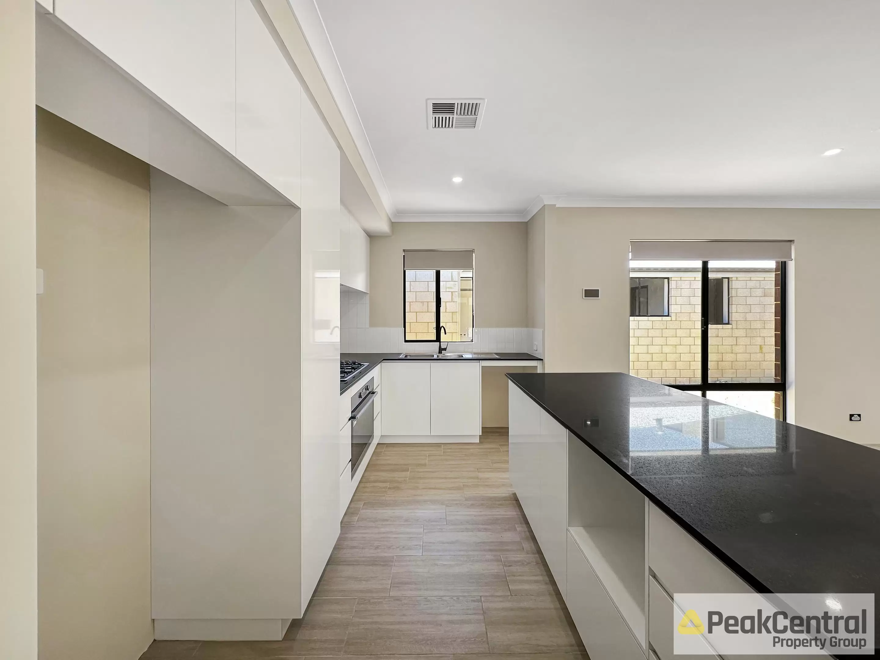 15 Kane Loop, Alkimos Leased by Peak Central Property Group - image 3