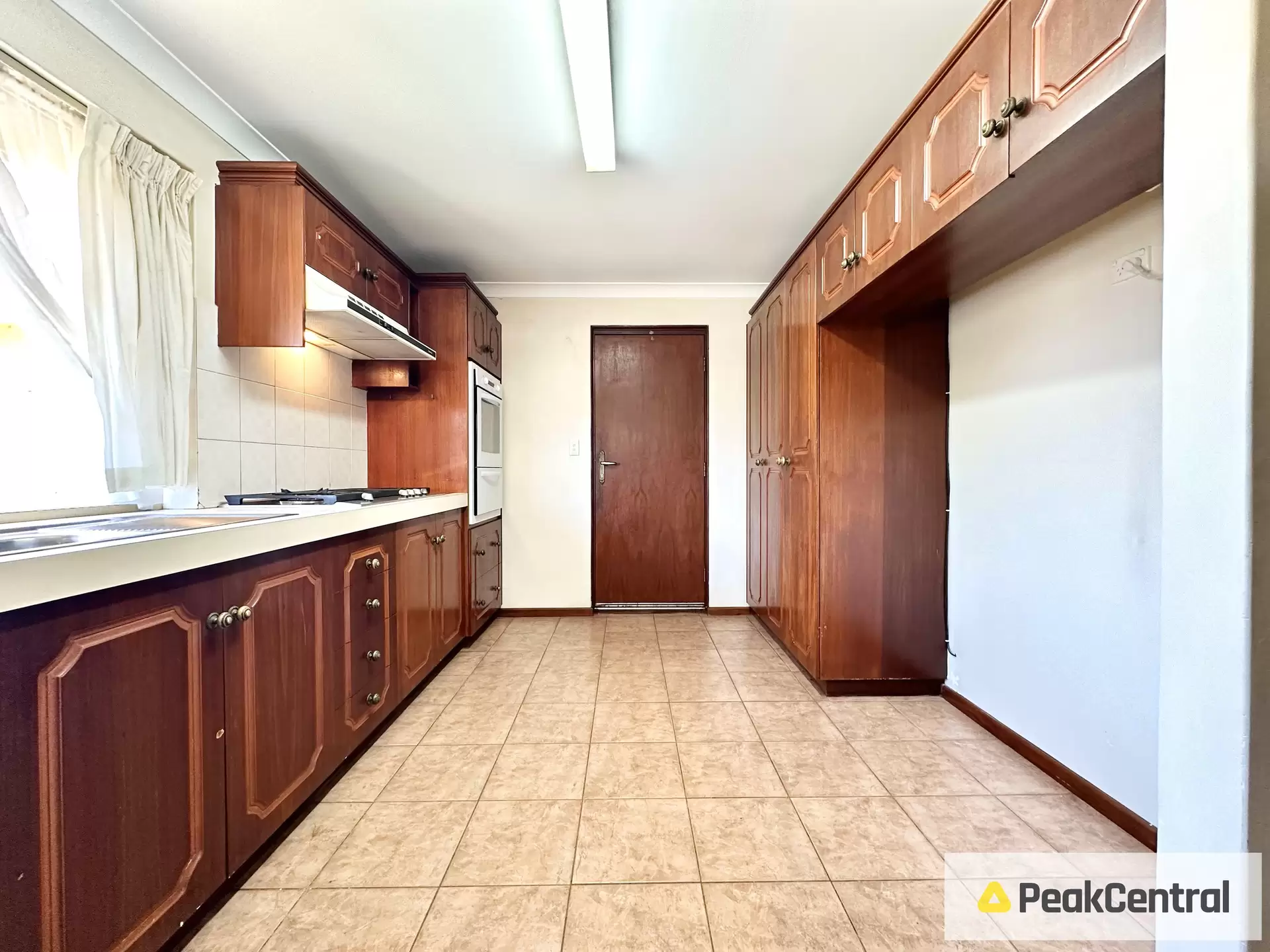 8 Kearsley Rise, Murdoch For Lease by Peak Central Property Group - image 1