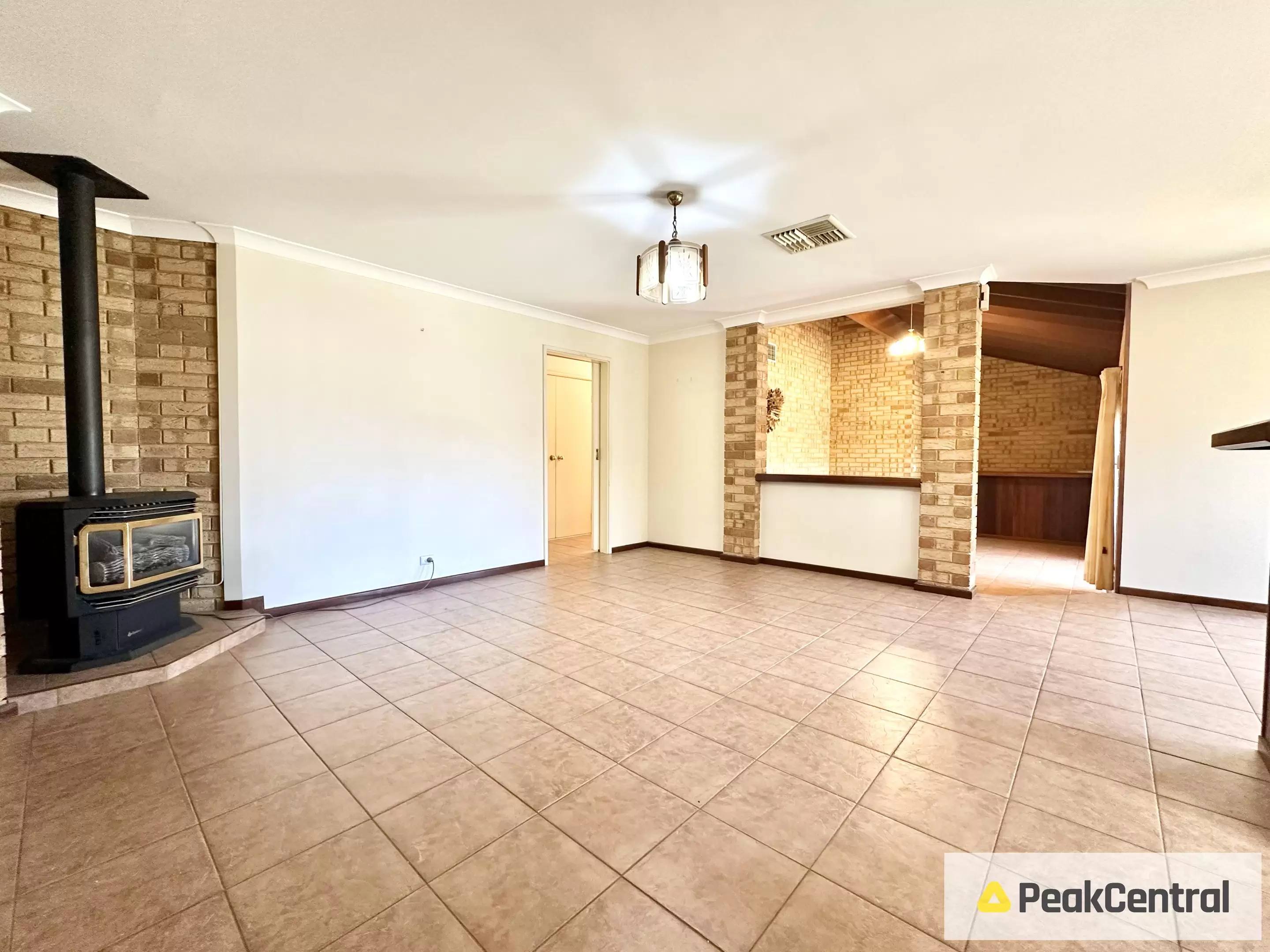 8 Kearsley Rise, Murdoch For Lease by Peak Central Property Group - image 4