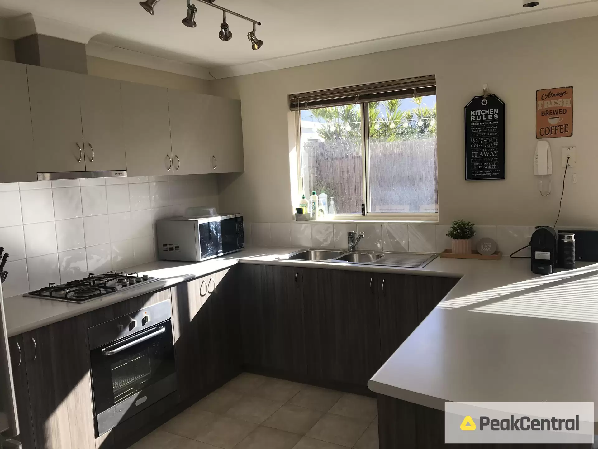 6/61 Whaleback Avenue, Parkwood Leased by Peak Central Property Group - image 1