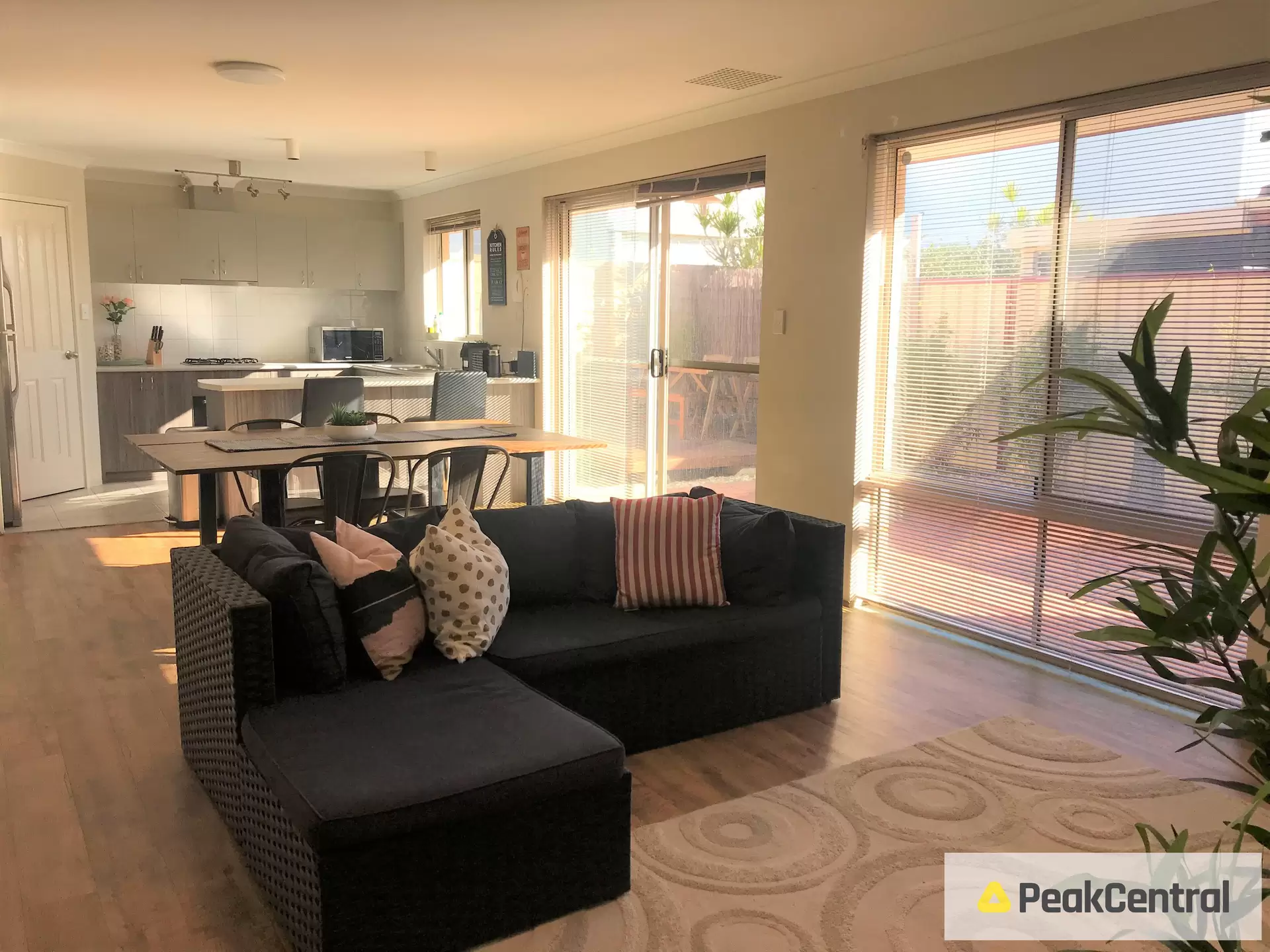 6/61 Whaleback Avenue, Parkwood Leased by Peak Central Property Group - image 1