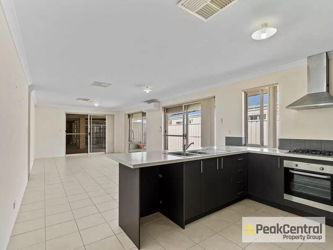 10 Keelia Vale, Lakelands Leased by Peak Central Property Group - image 9