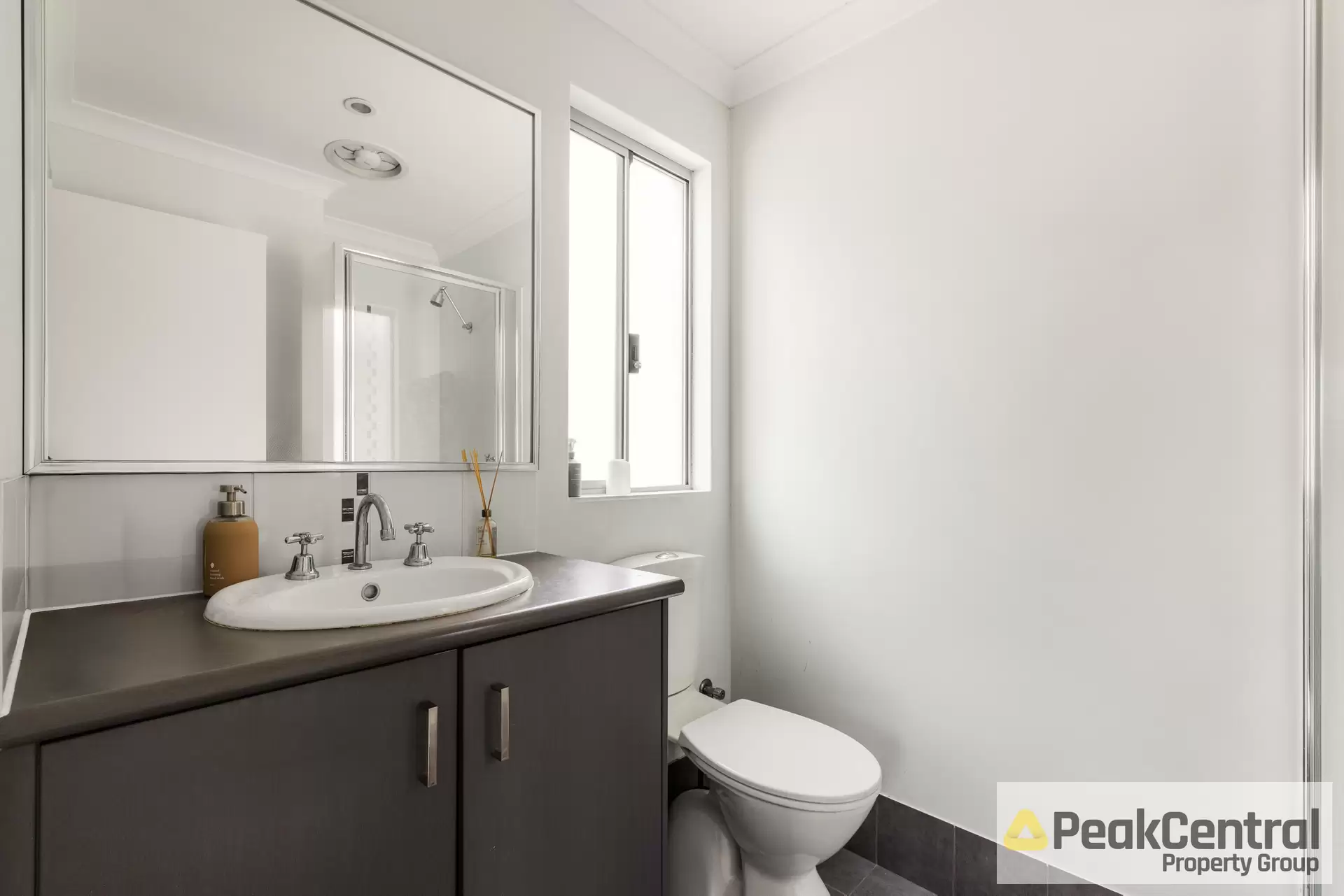 26 Thundelarra Drive, Golden Bay Leased by Peak Central Property Group - image 1