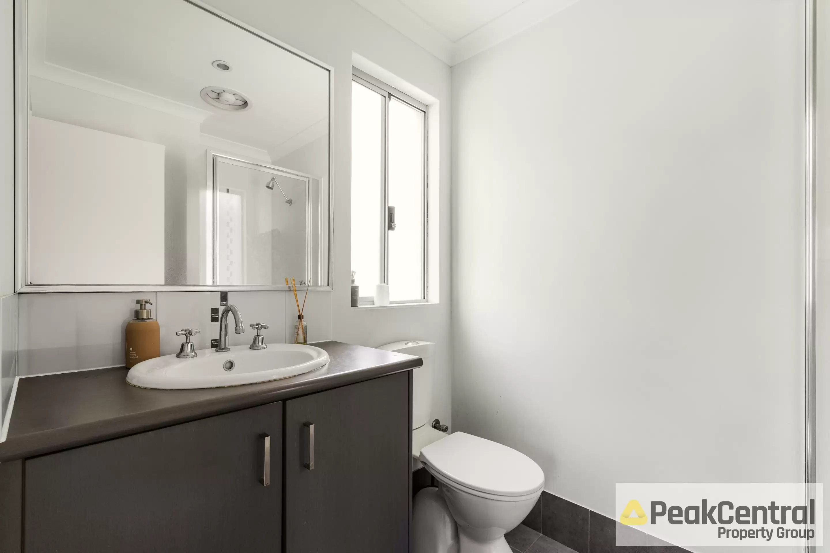 26 Thundelarra Drive, Golden Bay Leased by Peak Central Property Group - image 10