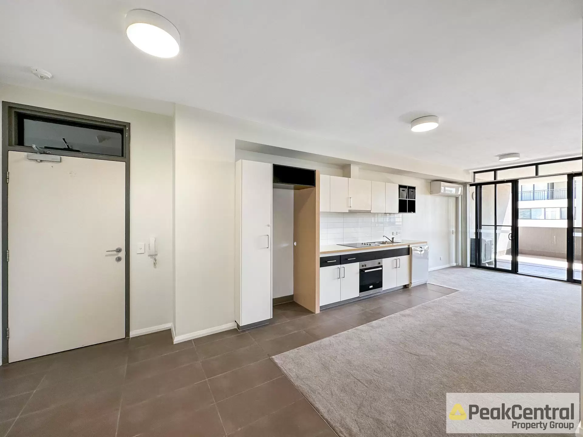 11/20 Signal Terrace, Cockburn Central Leased by Peak Central Property Group - image 1