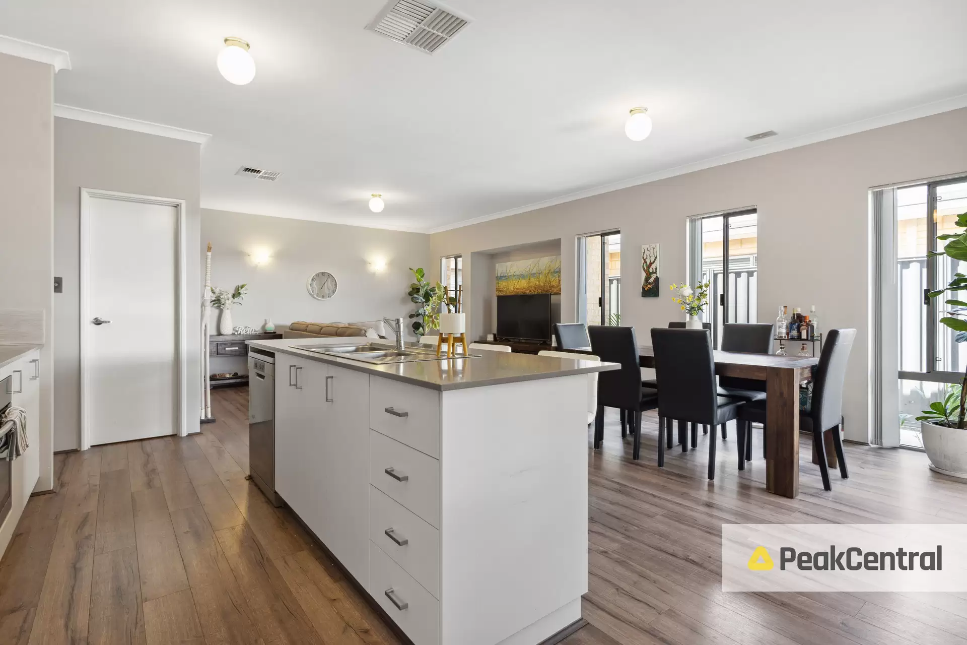 52 Sunstone Boulevard, Treeby Sold by Peak Central Property Group - image 4